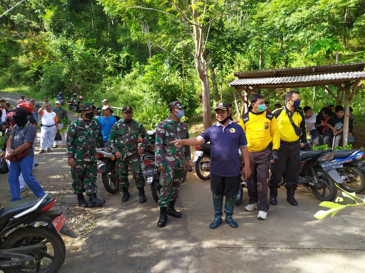 Reboisasi Di Sekitar Sumber Air Desa